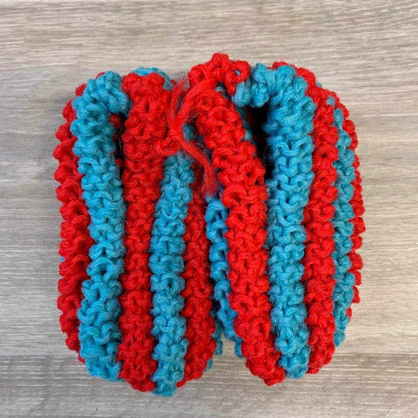 Pantoufles en phentex Enfant ligné bleu et rouge