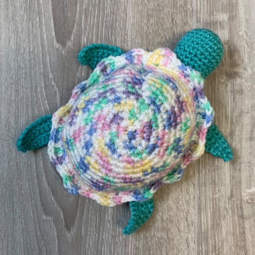 Toutou Tortue pastel-blanc